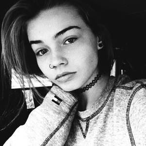 Meet your Posher, Hope